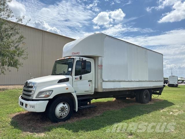 Hino 268 Грузовики-Фургоны