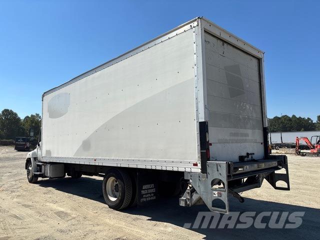 Hino 268 Грузовики-Фургоны