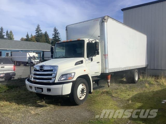 Hino 268 Грузовики-Фургоны