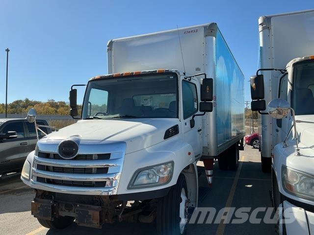 Hino 268 Грузовики-Фургоны