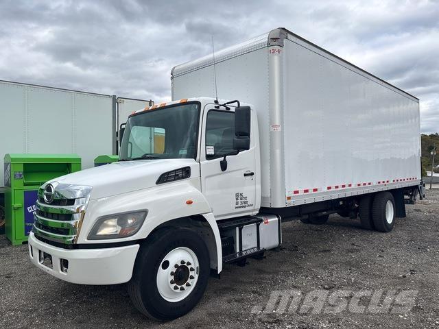 Hino 268 Грузовики-Фургоны