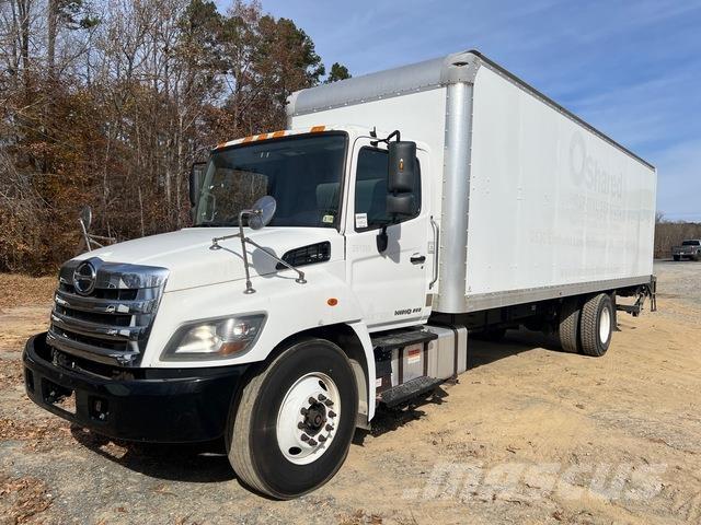 Hino 269 Грузовики-Фургоны