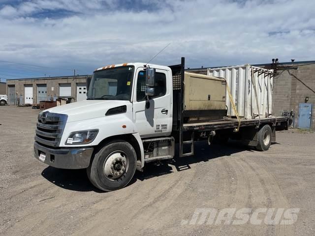 Hino 308 Грузовики-платформы/боковая разгрузка