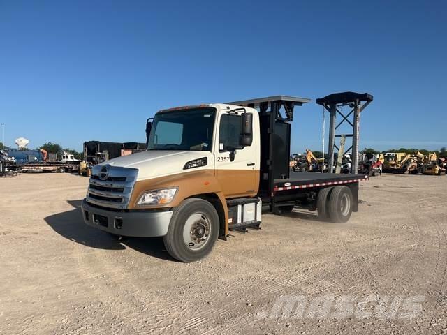 Hino 338 Комбинированные дорожные машины