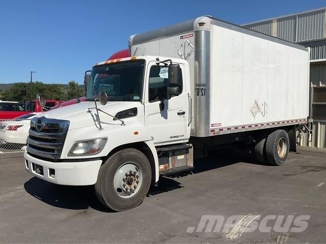 Hino 338 Грузовики-Фургоны