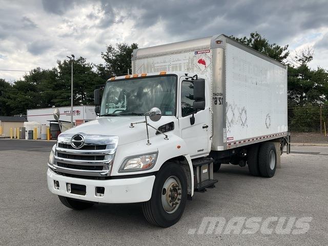 Hino 338 Грузовики-Фургоны