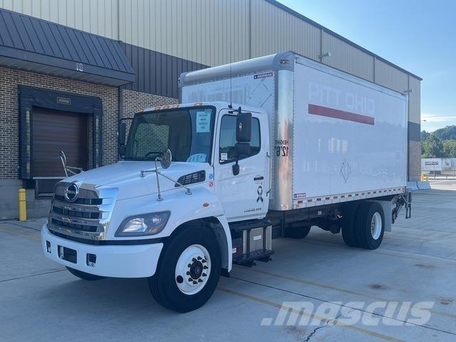 Hino 338 Грузовики-Фургоны