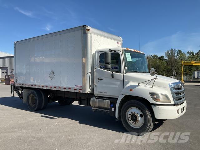 Hino 338 Грузовики-Фургоны