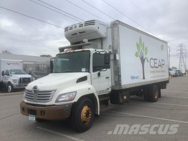 Hino 338 Грузовики-Рефрижераторы