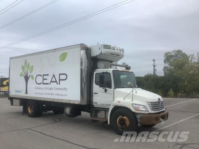 Hino 338 Грузовики-Рефрижераторы