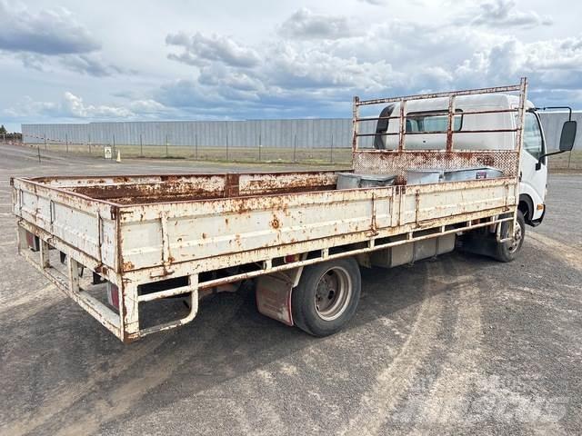 Hino Dutro Грузовики-платформы/боковая разгрузка