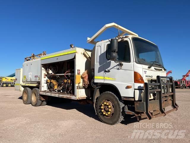Hino FM500 Грузовики-цистерны