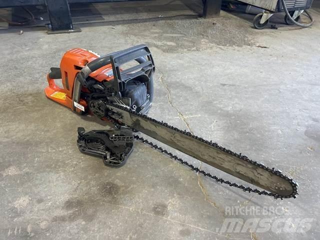 Husqvarna 555 Строительная техника - Другие