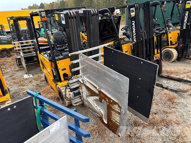 Hyundai 25B-9U Электропогрузчики