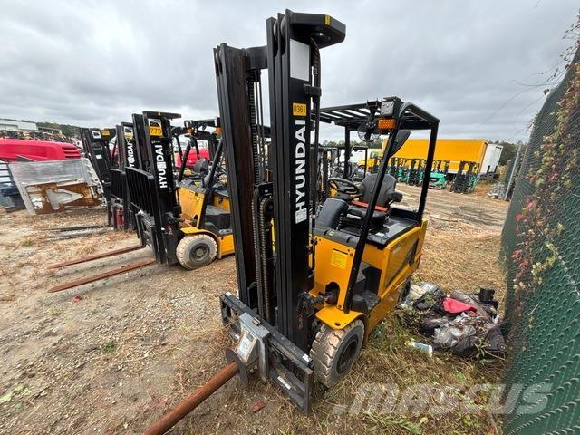 Hyundai 25B-9U Электропогрузчики