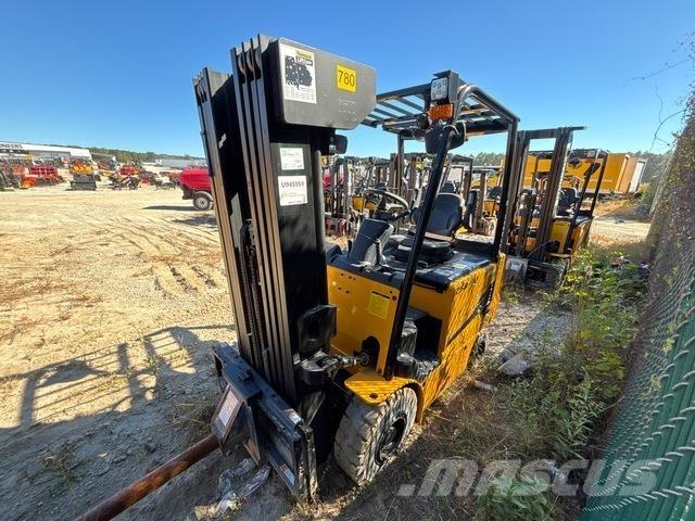 Hyundai 25B-9U Электропогрузчики