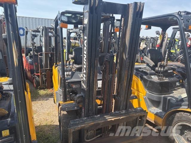 Hyundai 30D-9 Другие складские механизмы