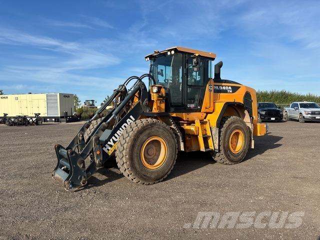 Hyundai HL940A Фронтальные погрузчики
