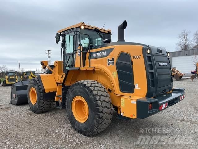 Hyundai HL960A Фронтальные погрузчики