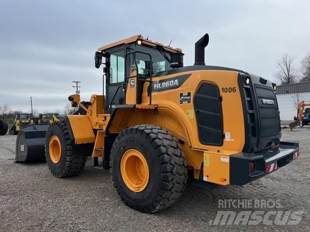 Hyundai HL960A Фронтальные погрузчики