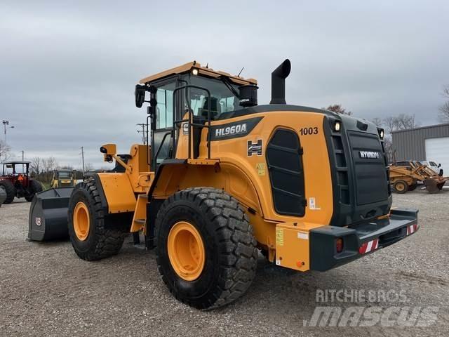 Hyundai HL960A Фронтальные погрузчики