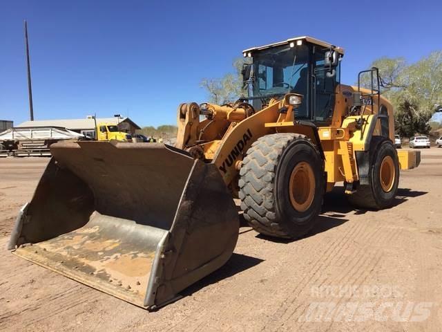 Hyundai HL975 Фронтальные погрузчики
