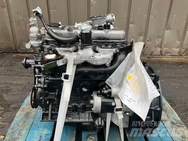 Isuzu C240 Двигатели