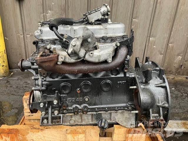 Isuzu C240 Двигатели