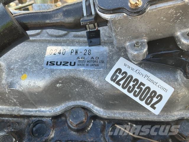 Isuzu C240 Двигатели