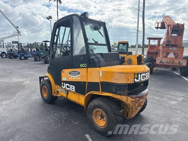 JCB 35D 4X4 T4 Телескопические погрузчики