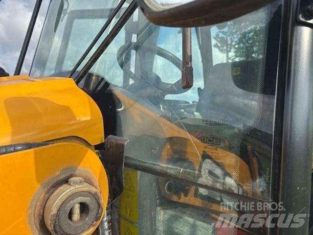 JCB 3CX Экскаваторы-погрузчики