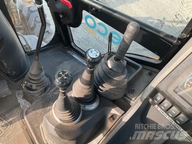 JCB 3DX Экскаваторы-погрузчики