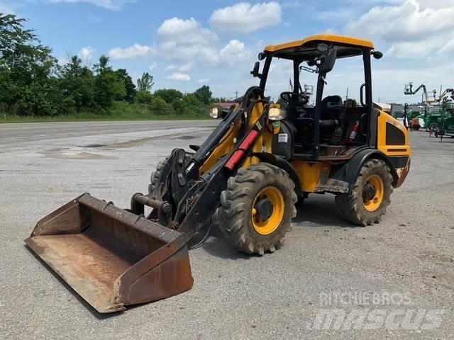 JCB 407 Фронтальные погрузчики