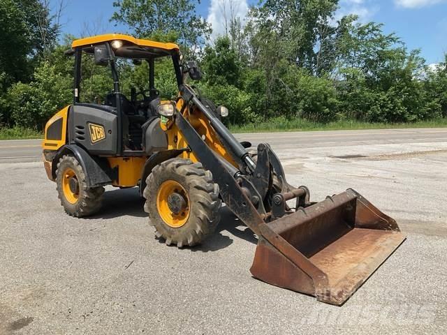 JCB 407 Фронтальные погрузчики