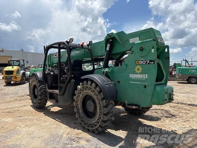 JCB 507-42F Телескопические погрузчики