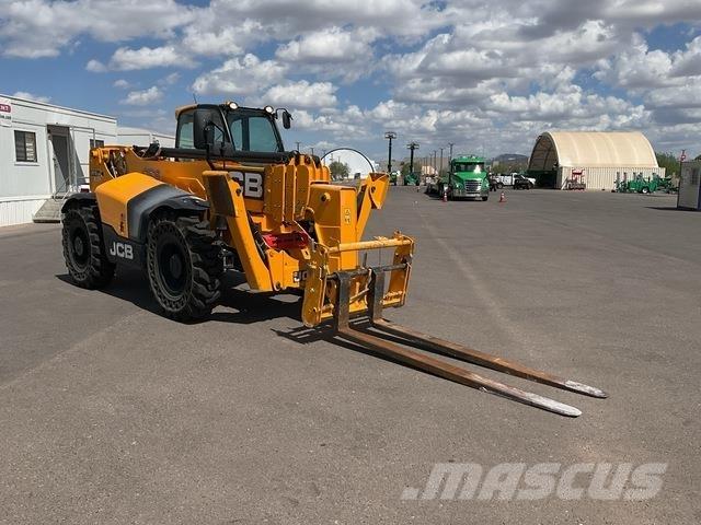 JCB 510-55TC Телескопические погрузчики