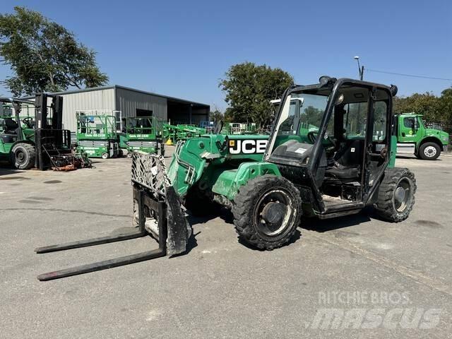 JCB 525-60 Телескопические погрузчики
