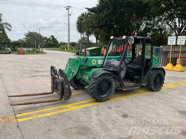 JCB 525-60 Телескопические погрузчики
