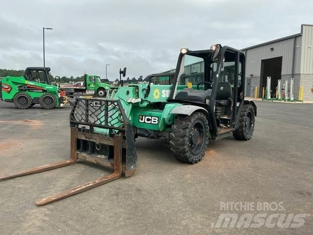 JCB 525-60 Телескопические погрузчики