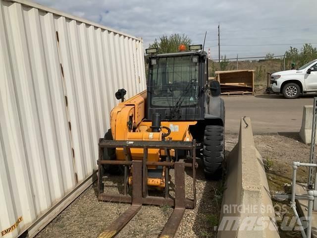 JCB 527-55 Телескопические погрузчики