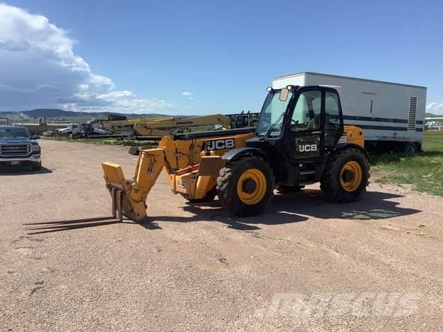 JCB 535-140 Телескопические погрузчики