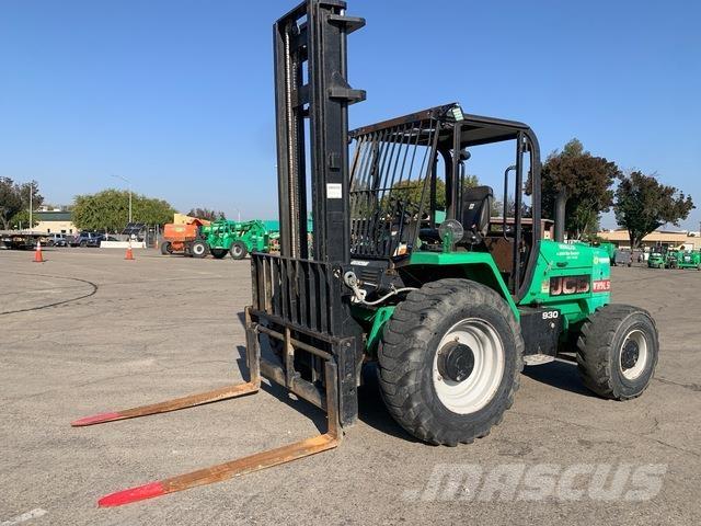 JCB 930 Внедорожные погрузчики