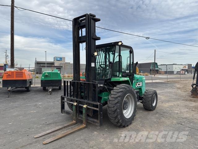 JCB 930 Внедорожные погрузчики