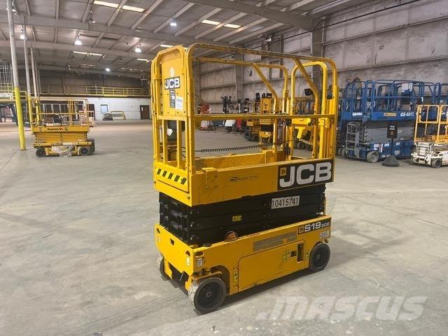JCB S1930E Ножничные подъемники