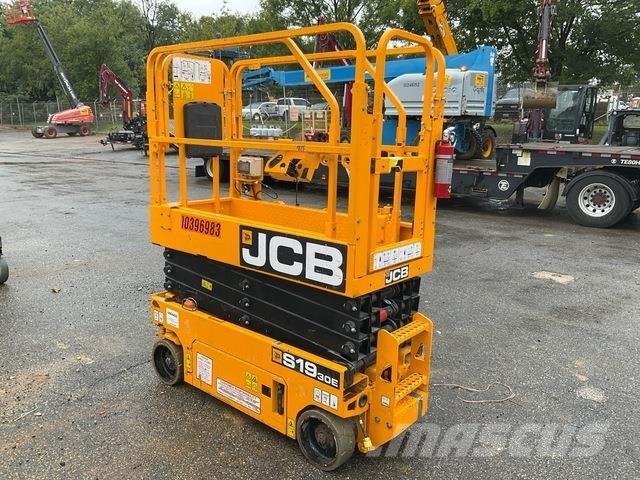 JCB S1930E Ножничные подъемники
