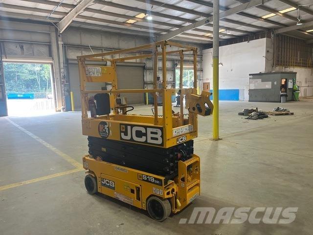 JCB S1932E Ножничные подъемники