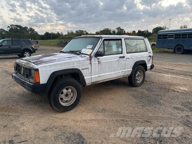 Jeep Cherokee Легковые автомобили