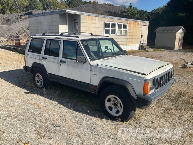 Jeep Cherokee Легковые автомобили