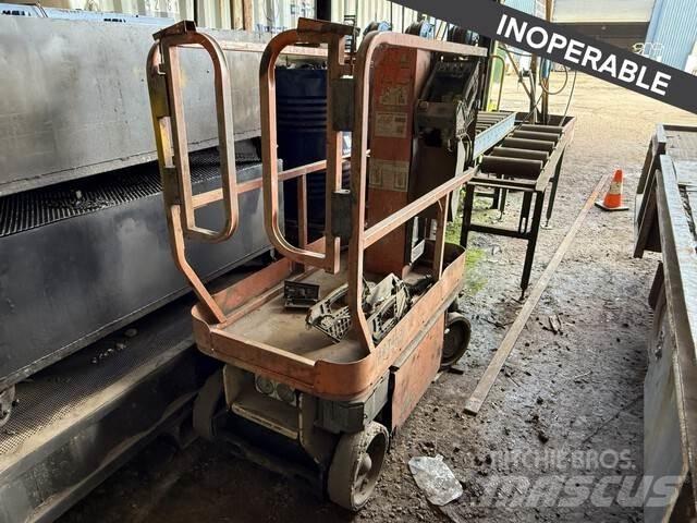 JLG  Вертикальные мачтовые подъемники