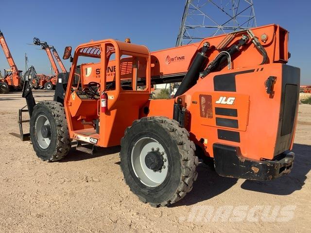 JLG 10042 Телескопические погрузчики